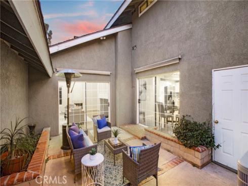 20  Sacramento  , Irvine, CA