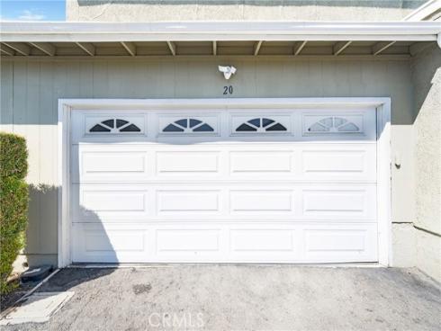 20  Sacramento  , Irvine, CA