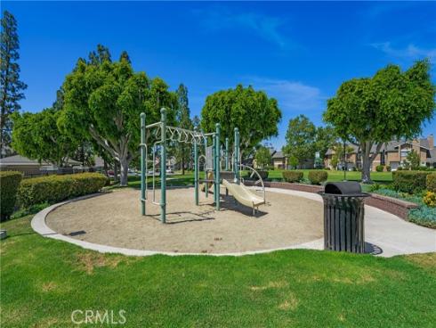 20  Sacramento  , Irvine, CA