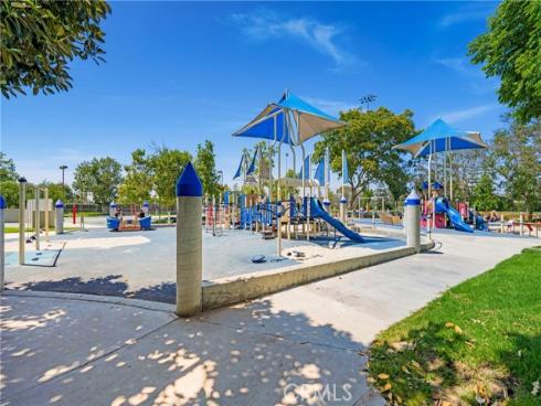 20  Sacramento  , Irvine, CA