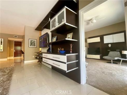 402  Rockefeller  118 , Irvine, CA