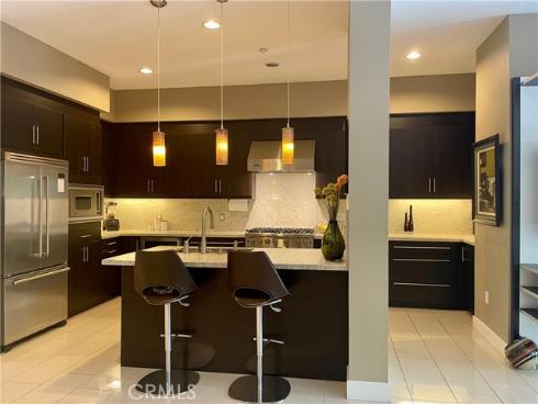 402  Rockefeller  118 , Irvine, CA