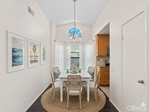 131 Remington 239 , Irvine, CA