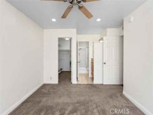 131 Remington 239 , Irvine, CA