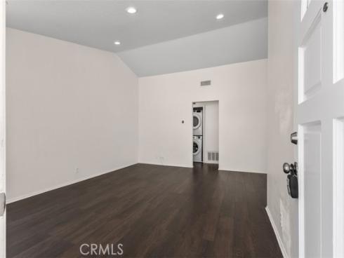 131 Remington 239 , Irvine, CA