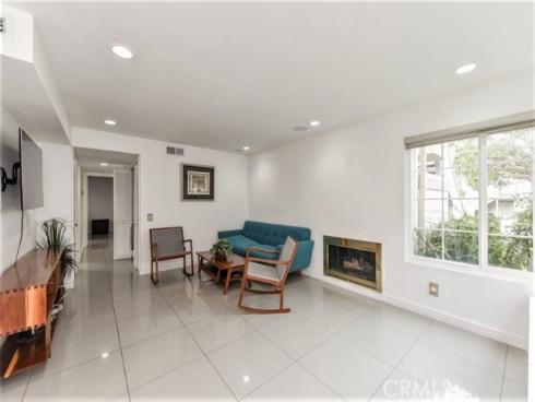 53 Oxford 14 , Irvine, CA