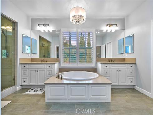 57  Statuary  , Irvine, CA