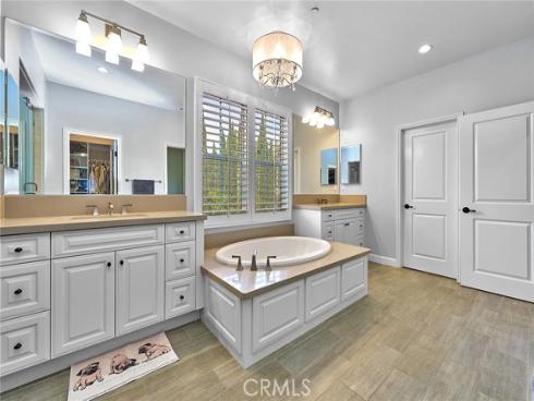 57  Statuary  , Irvine, CA