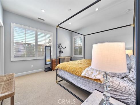 57  Statuary  , Irvine, CA