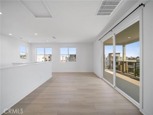 187  yugen  , Irvine, CA