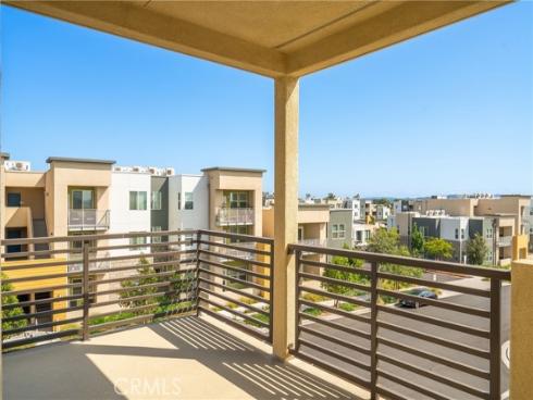 187  yugen  , Irvine, CA