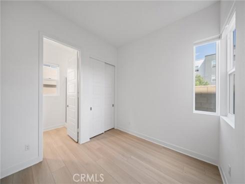 187  yugen  , Irvine, CA