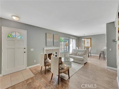 17  Oxford  28 , Irvine, CA