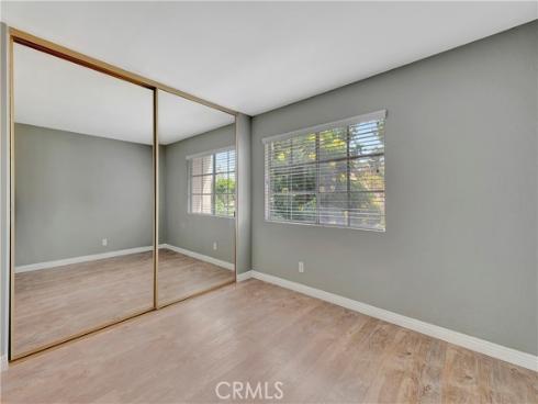 17  Oxford  28 , Irvine, CA