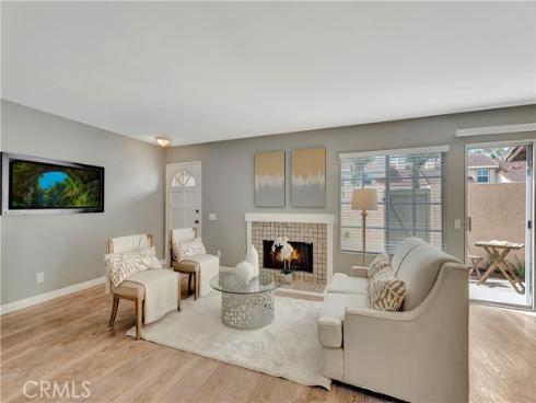 17  Oxford  28 , Irvine, CA