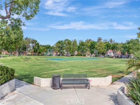 17  Oxford  28 , Irvine, CA