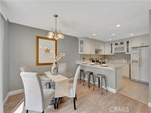 17  Oxford  28 , Irvine, CA