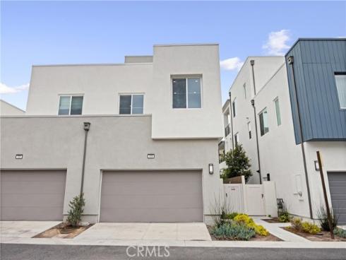 319  Novel  , Irvine, CA