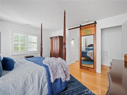 40  Waterspout  , Irvine, CA