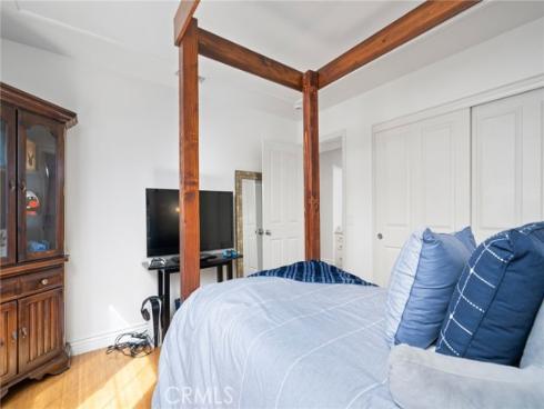 40  Waterspout  , Irvine, CA