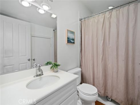 40  Waterspout  , Irvine, CA