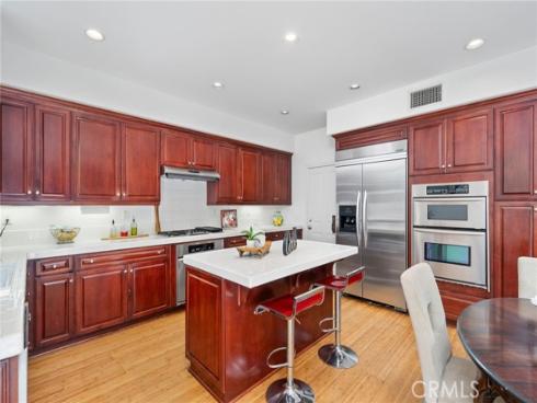 40  Waterspout  , Irvine, CA