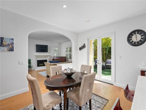 40  Waterspout  , Irvine, CA