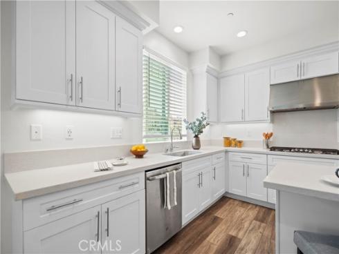 610 Cultivate , Irvine, CA