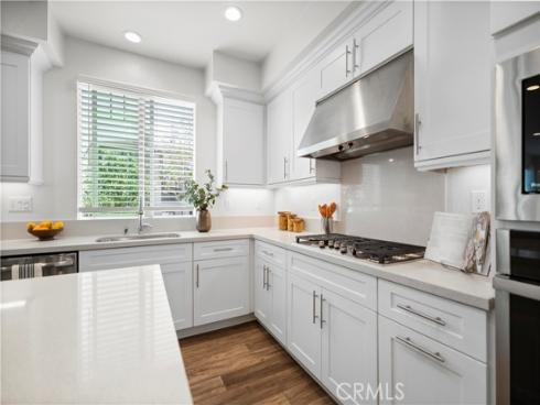 610 Cultivate , Irvine, CA