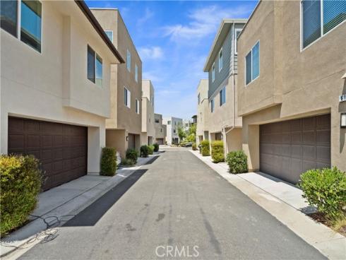 610 Cultivate , Irvine, CA