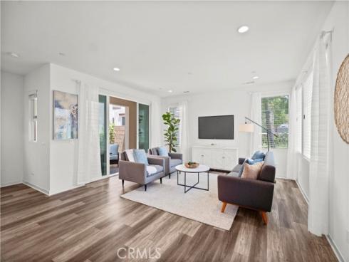 610 Cultivate , Irvine, CA
