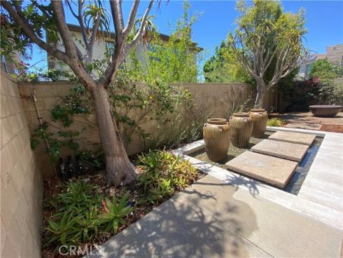 94  Swift  , Irvine, CA