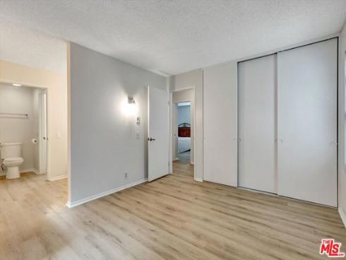 82  Eagle  43 , Irvine, CA