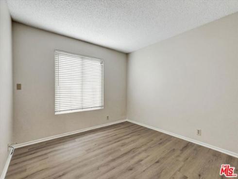 82  Eagle  43 , Irvine, CA