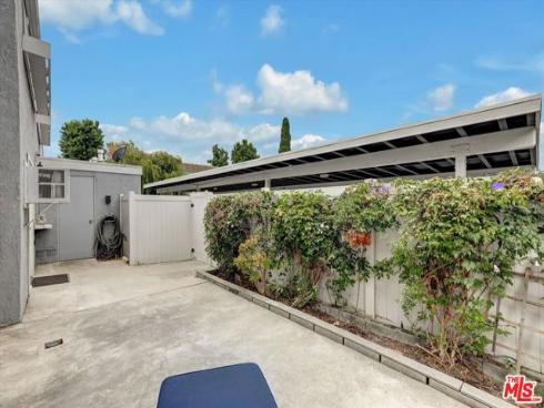 82  Eagle  43 , Irvine, CA