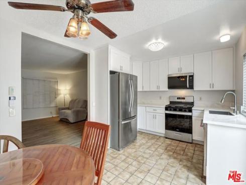 82  Eagle  43 , Irvine, CA