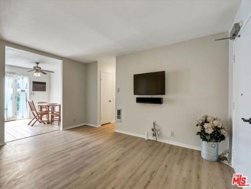 82  Eagle  43 , Irvine, CA