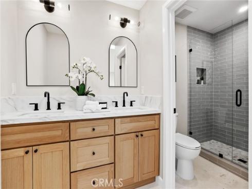 25 Almond Tree Lane, Irvine, CA