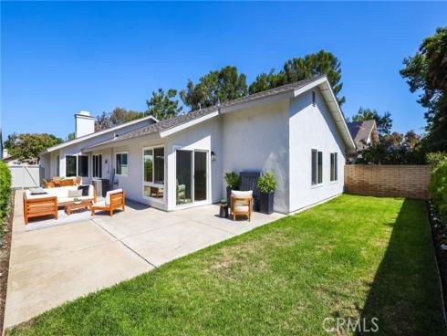 25 Almond Tree Lane, Irvine, CA