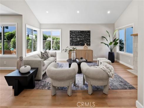 25 Almond Tree Lane, Irvine, CA