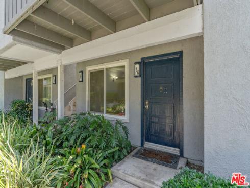 46  Eagle  , Irvine, CA