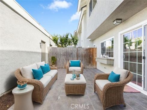 32  Goldenbush  , Irvine, CA