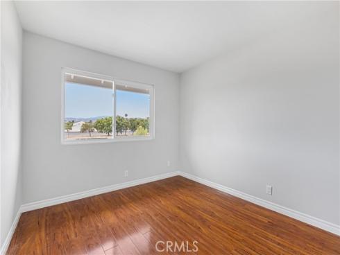 32  Goldenbush  , Irvine, CA