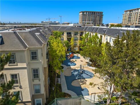 3247 Watermarke Place, Irvine, CA