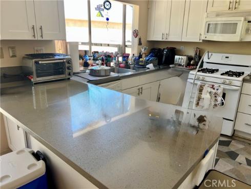 10 Laconia , Irvine, CA