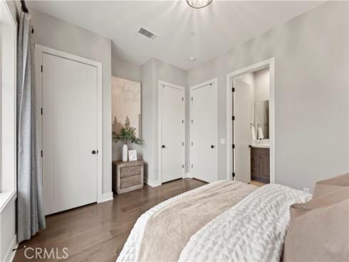 51  Redshift  , Irvine, CA