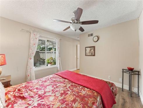 92 Orchard , Irvine, CA