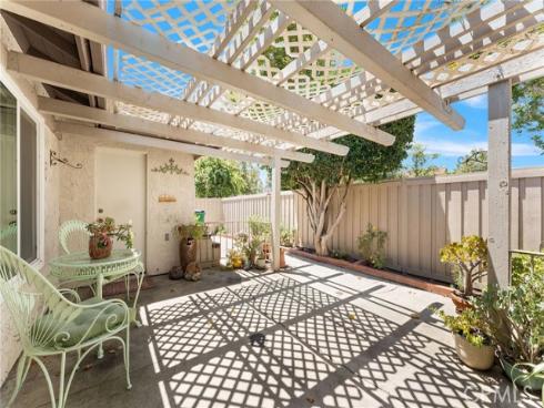 92 Orchard , Irvine, CA