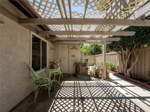 92 Orchard , Irvine, CA