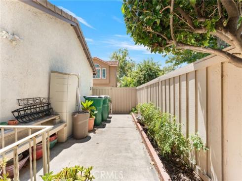 92 Orchard , Irvine, CA